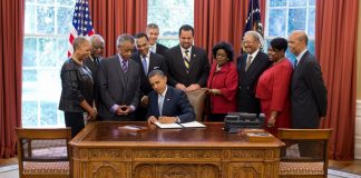 Obama signs White House Initiative on Educational Excellence for African Americans Executive Order