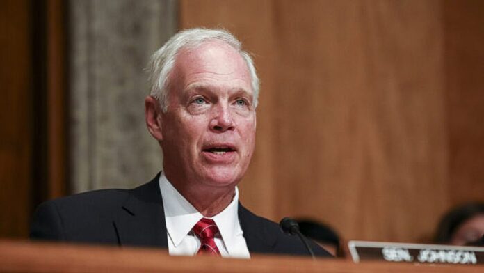 Sen. Ron Johnson (R-Wis.) Sen. Ron Johnson (R-Wis.)