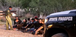 Border Patrol apprehends illegal immigrants at Penitas, Texas