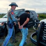 Texas state trooper arrests a U.S. citizen