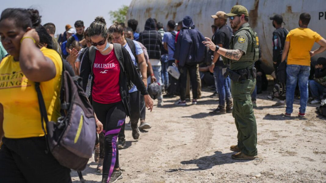 Illegals Immigrants near Eagle Pass Texas