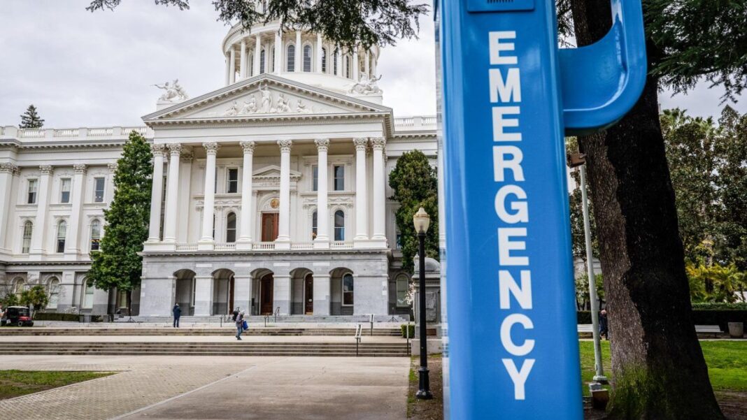 California state capital building in Sacramento, CA