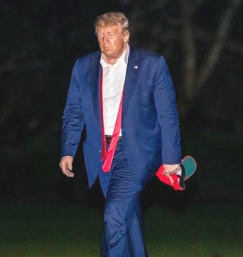 Trump No Tie
