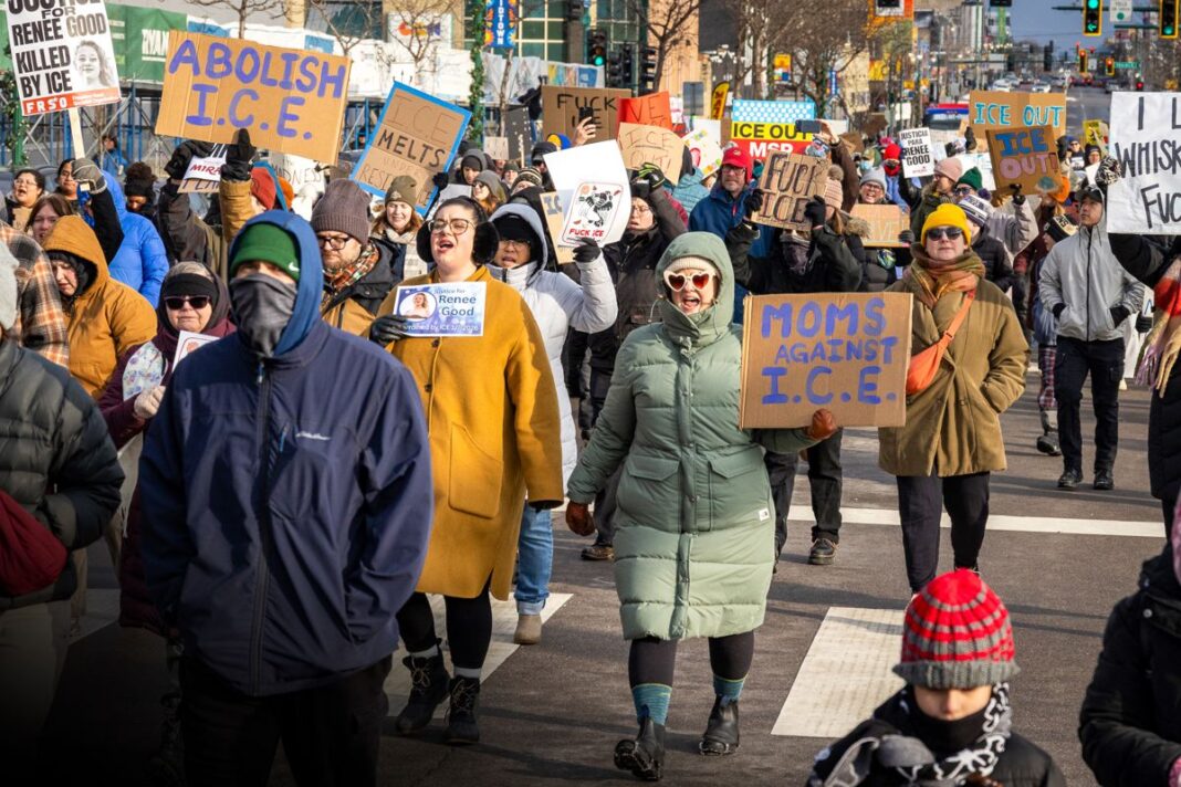 March to protest ICE in Washington on Jan 20, 2026