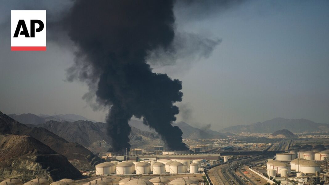 Iran threatens to target tourism sites across the world