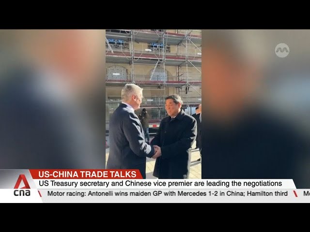 Top officials from US and China resume trade talks in Paris
