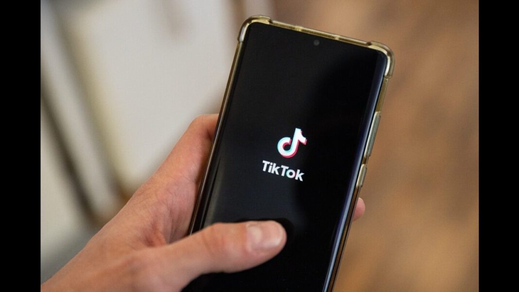 Tightening VPN Bans, Fines, Raids: Chinese Netizens