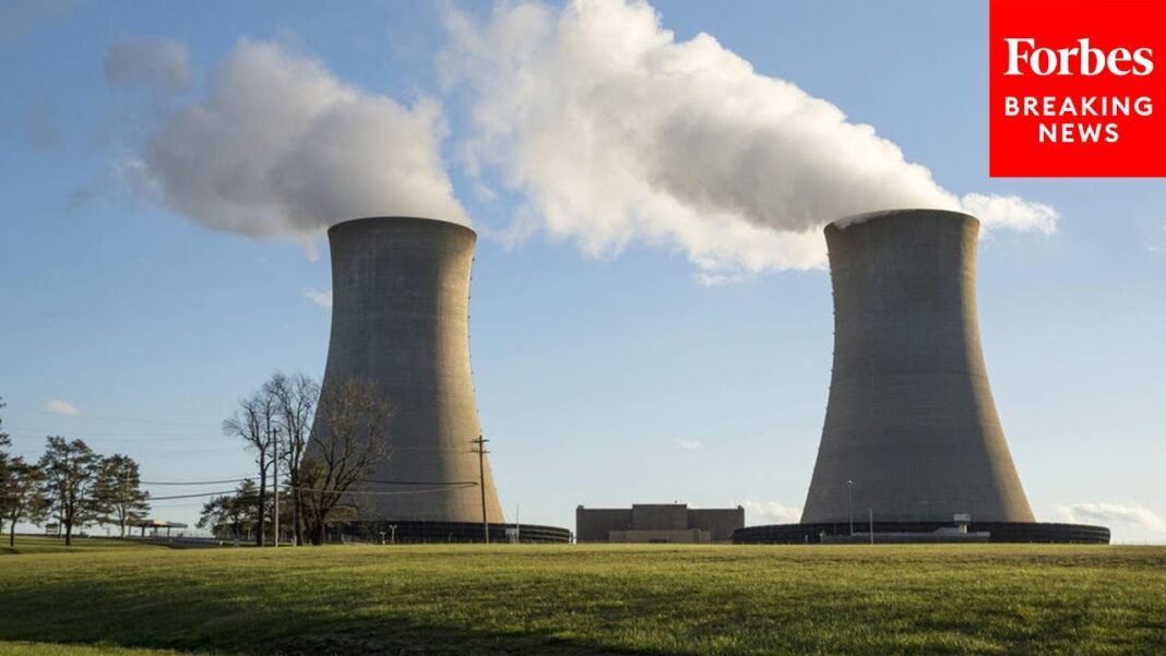 Democrats And Republicans Discuss Nuclear Regulatory Commission In Senate Environment Committee